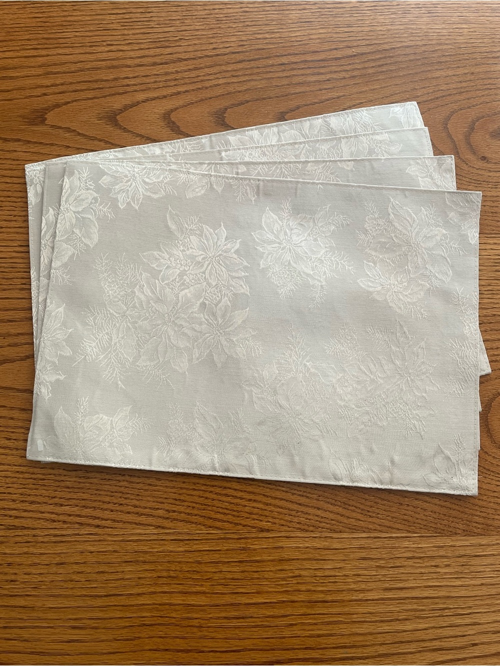 Set of 4 Ivory Poinsettia Damask Placemats Holiday Christmas Floral Jacquard